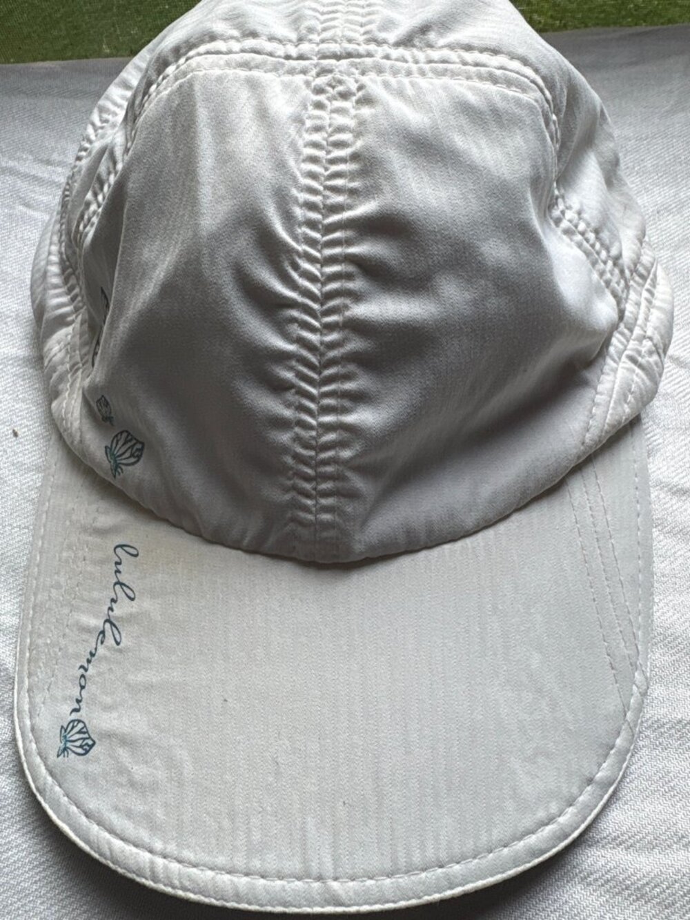 Lululemon White Running Hat Athletic Cap Nylon Stretch Lightweight OS